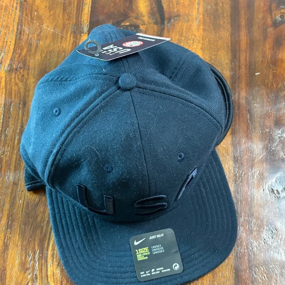 Nike Team USA Olympic Hat Navy Blue USA Embroidered Flat Brim Adjustable NWT